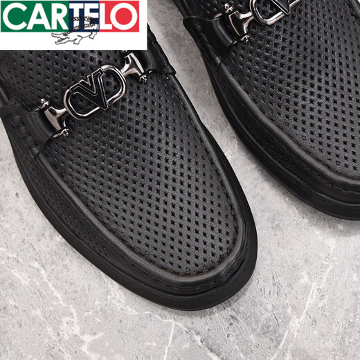 Zapatos de Cartelo para hombres Summer Breathable Business Inventual Papá Sandalias de cuero de cuero zapatos de cuero hueco de cuero para hombres zapatos de bean de poro de vaca 9910 marrón 38