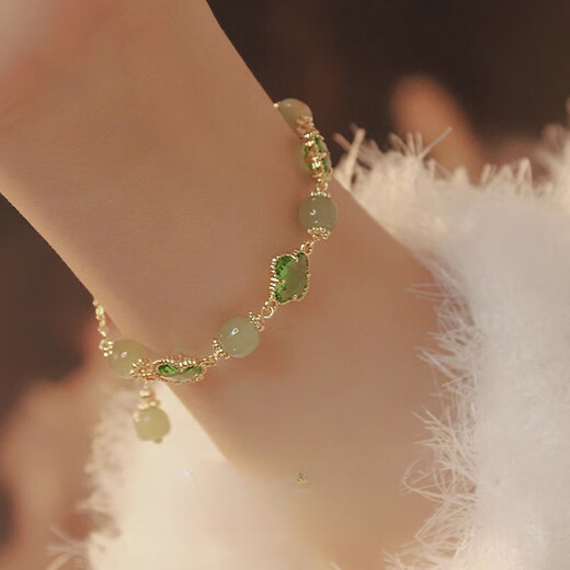 Swarovski SWAROVSKI The Wizard of Oz Lucky Four-leaf Clover Bracelet Women's Transfer Bracelet Same Style Lucky Four-Leaf Clover Bracelet Counter Packaging