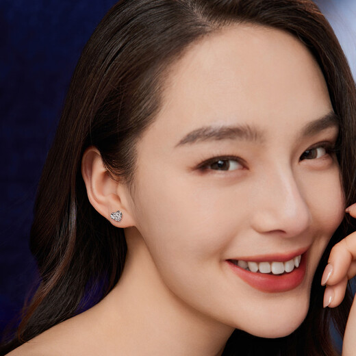 Lukfook Jewelry Platinum Stud Heart Sparkling Platinum 950 Love Earrings Gift for Women Price Approximately 1.65g