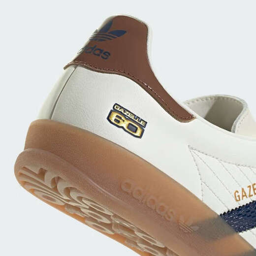 Adidas [Jinlang Sports] Men and Women's GAZELLE Classic Sports Board Shoes German Training Shoes T-toe Shoes JP9221 Picture Color 44.5