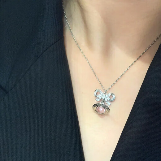 VVIENNE WESTLOCK British Purchasing Agent Western Queen Mother Authentic Saturn Necklace Octavie Diamond Bow Pendant Clavicle Chain Women Silver Pink