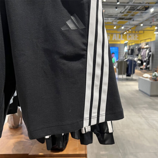 阿迪达斯 （adidas）运动裤男裤2025夏季新款休闲裤针织透气宽松五分裤短裤 KC3897 M