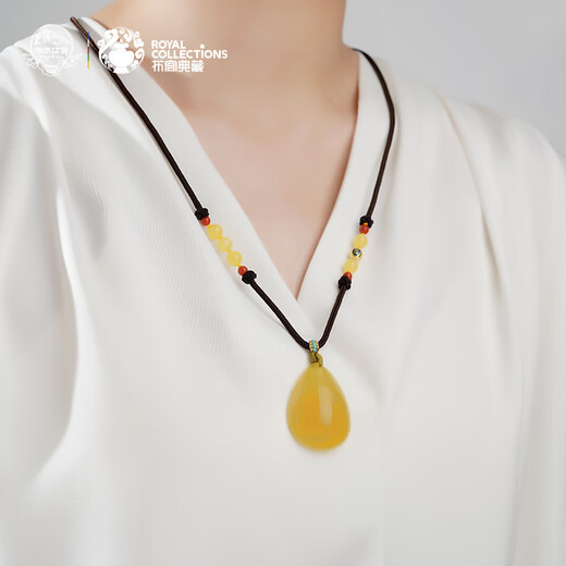 Potala Palace Beeswax Southern Red Necklace 925 Silver Yellow Wealth Agate Jade Pendant Wushi Brand Men's and Women's Birthday Gift for Boyfriend