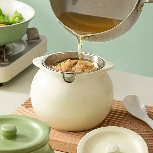 Ceramic lard jar, high temperature resistant household food grade chili oil jar, special kitchen seasoning jar for spicy food, 300ml milk white + lid + spoon, food grade