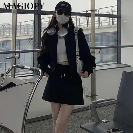 Magiopy International Luxury High-End-Marke Internet Berühmtheit der gleiche Freizeitsportanzug für Frauen 2025 Frühling Europäische Station Black Outer Black Two-teils Set S (100jin [Jin gleich 0,5 kg]))