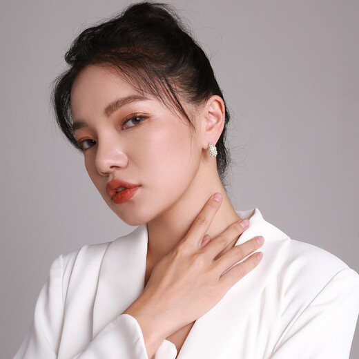 Qlady niche unique imitation pearl earrings for women light luxury high-end earrings for women 2025 new temperament earrings birthday gift