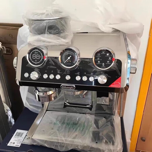 Delonghi Silver Knight Mise à niveau Cold Brush Edition Grinding Semi-automatique EC9865 Machine de café pour Utilisation à domicile Version européenne EC9865 National EC9865 Electronic General Ticket