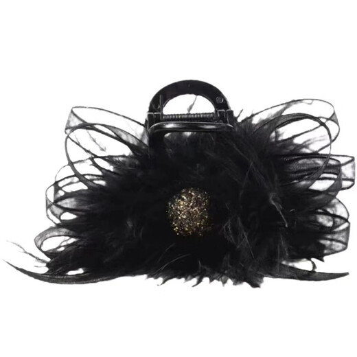 Hua Shike stars the same elegant feather clip, high-end shark clip for the back of the head, half-tied hair clip to show hair volume, gold glitter diamond feather clip