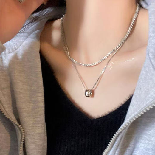 双层波光粼粼豆豆卫衣链女秋冬搭配项链毛衣链时尚洋气长款配饰潮 1条银色双层圆环吊坠项链