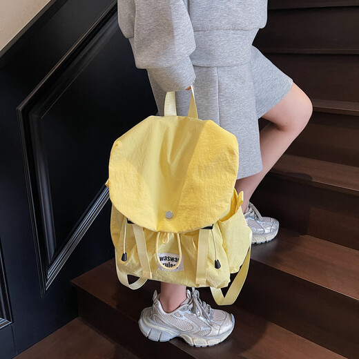 2025 latest women's bags must-have lightweight small bags for commuting outings and small backpacks light yellow