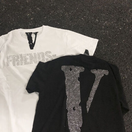 Vlone Back-Hot Diamond Big V Kurzärmelte P0P Up Guerilla Store Limited Style Männer und Frauen-Strass-Steinpaar T-Shirt 6198 Schwarz S