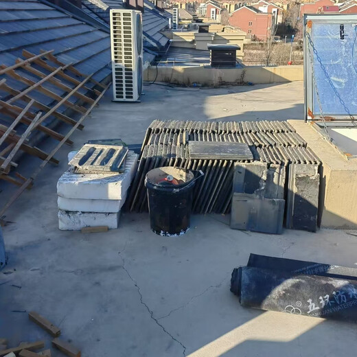 One-click ordering for kitchen and bathroom water accumulation. The professional team arrives quickly and efficiently solves the problem. Warranty-free