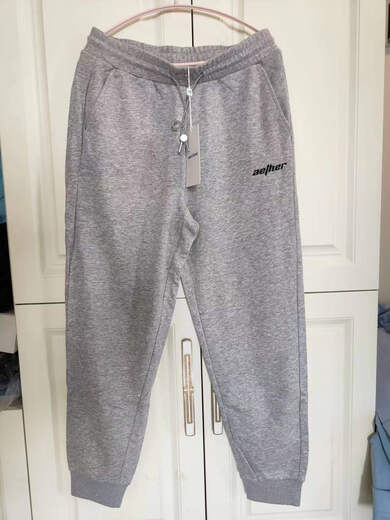 Yimuqi High-End-Meijia-Jeans in Sommerelastik, weicher, einfacher einfacher Grundstil-Wasch-Jeanshosen, mittelblauer Patch dünne Gerade Jeans, Einheit 31-17078