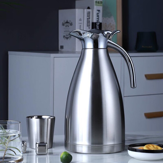 304 stainless steel thermos vacuum thermos bottle household thermos bottle large capacity insulation kettle thermos bottle cold water kettle [no boiling water] 2000ML streamer silver