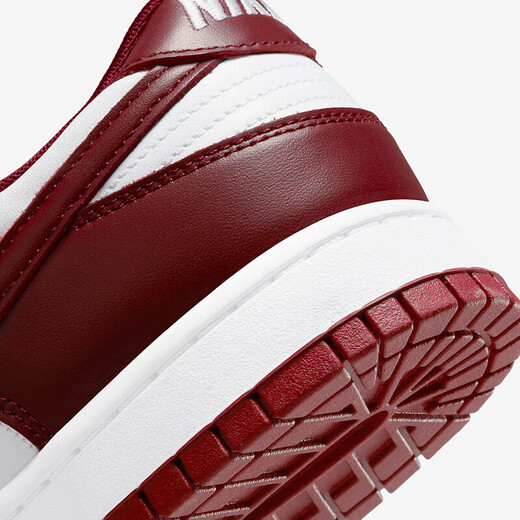 Nike (NIKE) [Trendy] Men's Shoes Dunk Low Retro Team Red Retro Low Top Lightweight and All-match Casual Board Shoes DD1391-601 40