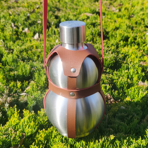 304 stainless steel wine bottle wine gourd 1 Jin Jin equals 0.5 kg 2 Jin Jin equals 0.5 kg 3 Jin Jin equals 0.5 kg 7 Jin Jin equals 0.5 kg Outdoor portable wine bottle household small wine kettle W True color 2 Jin Jin equals 0.5 kg Equipped with leather case + funnel + wine glass
