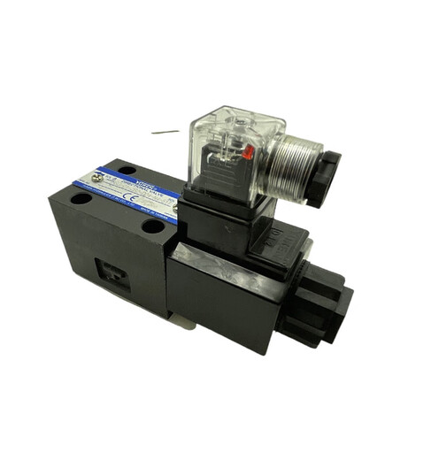 Тайвань Юкен-масляно-научный соленоидный клапан DSG-01-3C2-D24/A240-N1-50 Электрический соленоидный обратный клапан DSG013C4A220N15051T