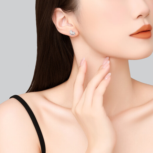 Chao Acer, get rich immediately, zodiac platinum earrings pt950 earrings, year of the horse, animal year gift, price: one pair, labor cost 230 yuan, 2.1 grams