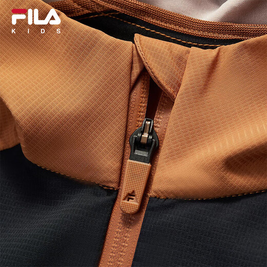 Fila [FIHU-Technologie] Fila Children's Charge Jacke 2025 Herbstjungen und Mädchen im Freien im Freien Triple-Defense-Jacke