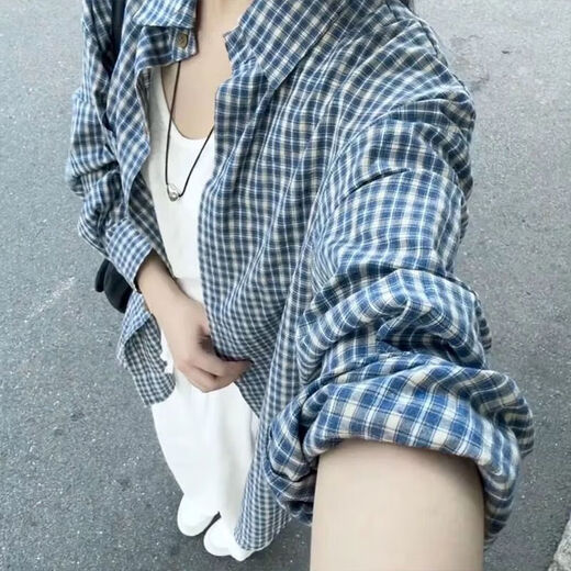Chemise à plaid bleu rétro veste de protection solaire mince pour les femmes manches longues petites chemises paresseuses printemps et automne haut plaid bleu m