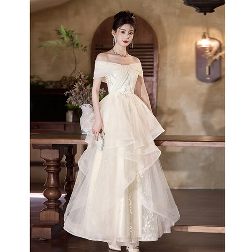 ACJK high-end evening dress 2025 new one-shoulder light luxury niche host beautiful adult ceremony art test champagne color 2XL