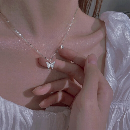 Crystal 999 solid silver butterfly necklace for women, high-end pendant, girlfriend jewelry, light luxury niche birthday gift for girlfriend