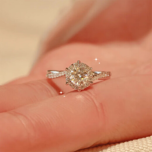 Pt950 platinum moissanite diamond ring for women platinum niche design six claws 50 points proposal engagement wedding gift main diamond one carat size 14 finger circumference 54mm light luxury style