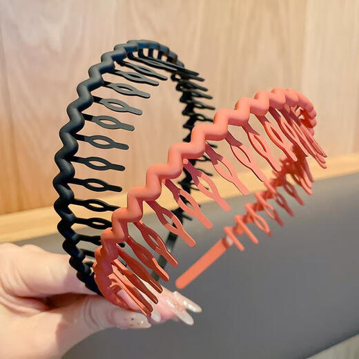 Qianshengyuan black headband for face washing, invisible face washing headband, non-slip and anti-fall headband, hair tie with teeth, anti-slip pressure hairpin, main picture black, cost-effective 4 pieces