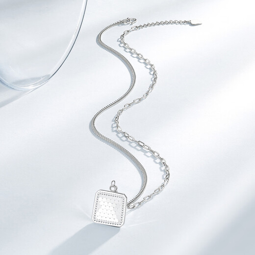 Chao Acer Platinum Pendant Chain PT950 Set of Chains for Women Flashing Square Neck Jewelry Birthday Gift Priced at 720 Yuan 6.5g, Chain Length Approximately 42cm + Extension Chain