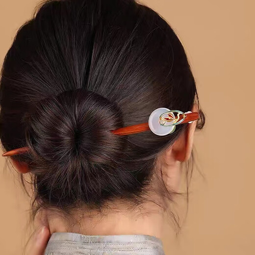 Fayouman red sandalwood hairpin new Chinese style agate safety buckle daily simple hairpin hair cheongsam New Year red accessories Yanyu Jiangnan