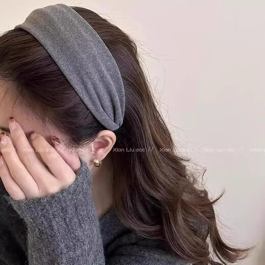 Daily wear wide-brimmed hair band headband for women 2025 new high-ceiling gray hair band hairpin travel headband gray wide-brimmed headband