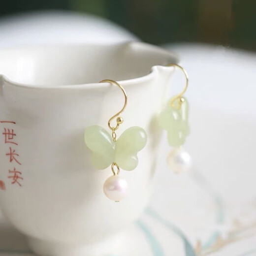 Pupan Lao Phoenix 9999 sterling silver new Chinese style butterfly pendant earrings small fresh exquisite temperament versatile earrings of the same style A pair of Lao Fengxiang of the same style