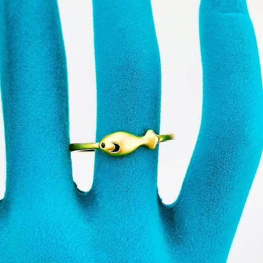 Cute little fish ring for women, fashionable Korean version, light luxury style, cute swimming fish tail ring, delicate and personalized ring