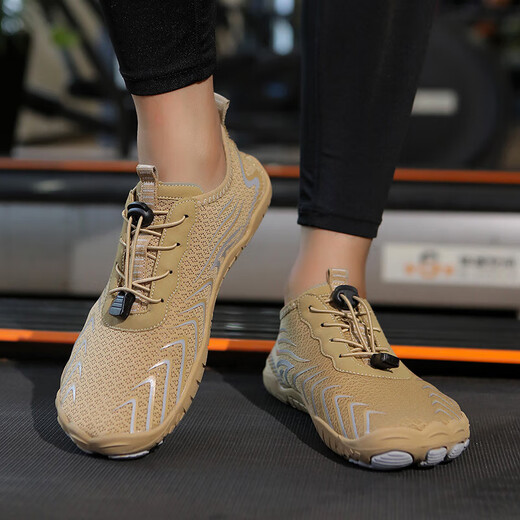 2025 outdoor river tracing shoes for men and women in summer mesh breathable couple sports non-slip wading shoes hiking shoes fitness shoes C801 black 43