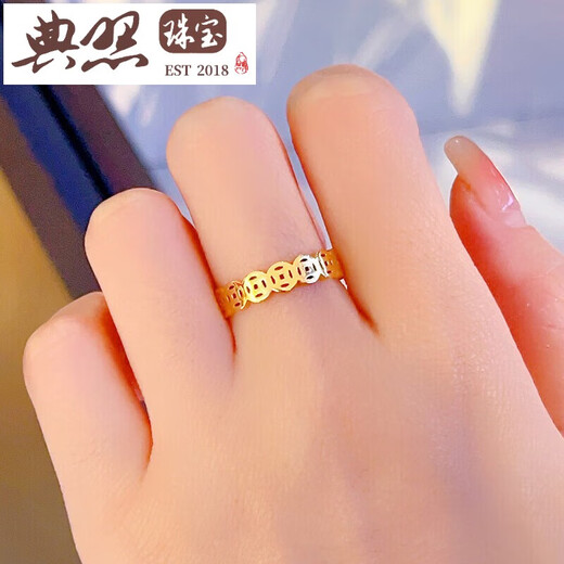 Model photo of Qian Duoduo plain ring ring for men and women, hollow copper coin, imitation couple ring, index finger, immediately rich ring No. 7 (reference 100-115 Jin Jin is equal to 0.5 kg)