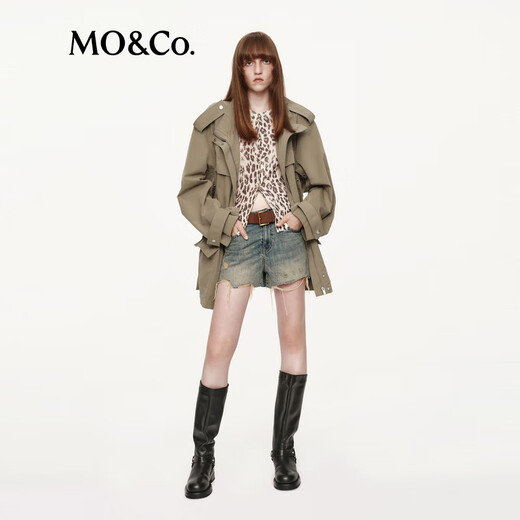 
MO/Co. Jacket 2025 Autumn New Product OVERSIZE Working Pocket Drawstring Waist Hunting Jacket MBE3COT011 Toffee Color M /165