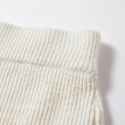 Xiangying French knitted suit for women 2025 winter new casual round neck sweater skirt with wool two-piece set Lubai M