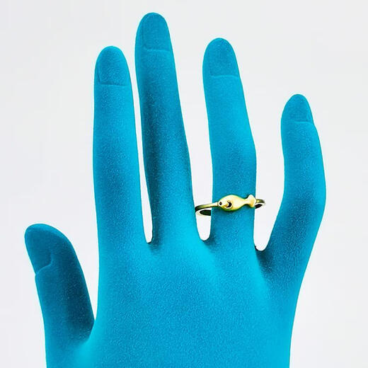 Cute little fish ring for women, fashionable Korean version, light luxury style, cute swimming fish tail ring, delicate and personalized ring