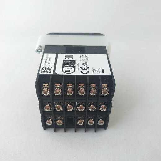 Omron OMRON Omron's new original E5CC thermostat replaces E5CZ-Q2MT/R2MT E5CC-QX2ASM-800