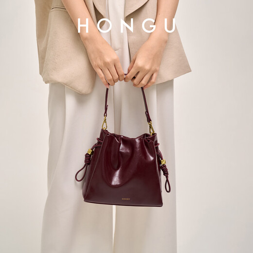 Honggu Bags Women's Bag 2025 New Women's Versatile Bucket Bag First Layer Cowhide Shoulder Underarm Bag Crossbody Handbag Burgundy
