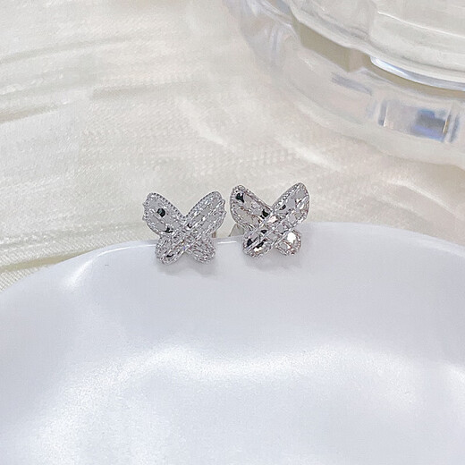 Laofu Gold and Platinum Wound Fish Scale Butterfly Earrings Butterfly Earrings Approximately 1.8g