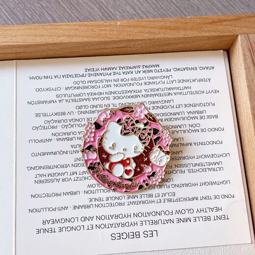 Cartoon Sanrio brooch, cute Kuromi, Cinnamon dog, Pacha dog, metal badge for men and women, clothing, bags and accessories, four-piece set, Culomi + Hello Kitty + Cinnamon dog + Pacha dog