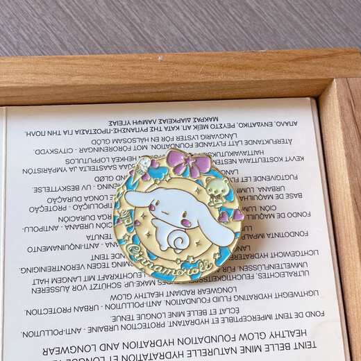 Cartoon Sanrio brooch, cute Kuromi, Cinnamon dog, Pacha dog, metal badge for men and women, clothing, bags and accessories, four-piece set, Culomi + Hello Kitty + Cinnamon dog + Pacha dog