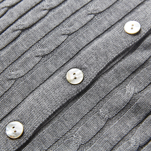 Xiangying College Style Miu Gray Knitted Cardigan Women's 2026 Spring New Cable Lapel Fake Two-piece Sweater Light Gray M 160/84A/95-110Jin Jin equals 0.5 kg