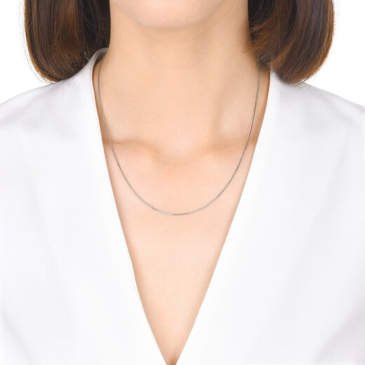 Chow Sang Sang Pt950 platinum box chain platinum versatile necklace plain chain for women 40049N price 40cm - 3.54g (including labor cost 470 yuan)