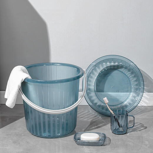Student Schlafsaal verdickter Plastikeimer mit Wassereimer für Haushaltswasserlager Badezimmer Handheld Wäscherei Eimer Transparent Eimer 1049 zufällige Farbe mittelgroße Größe