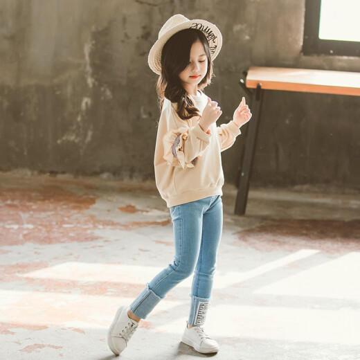 Children's clothing girls' suits spring and autumn 2019 new children's sports suits girls long-sleeved sweatshirt jeans two-piece set big children's casual 3-6-7-11-year-old children's clothes off-white 130 size recommended height around 130 cm