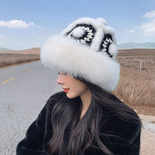Yinghui's new temperament mink fisherman hat for women in autumn and winter, warm fox fur hat, cute face-showing small real fur lion hat, off-white, one size fits all