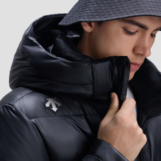 DESCENTE Desante SKI STYLE series HEAT NAVI men's short shiny warm down jacket BK-black XL (180/100A)