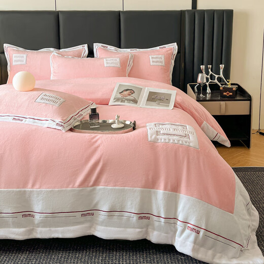 Mercury Series 200 Count Light Luxury Winter Full Matte Class A Milk Velvet Four-piece Set Thickened Warm Coral Velvet Embroidered Quilt Cover Bed Sheet Tully-Pink Antistatic + Thickened + No Shedding 1.5m Sheet Style Four-piece Set Antistatic + Thickened + No Shedding